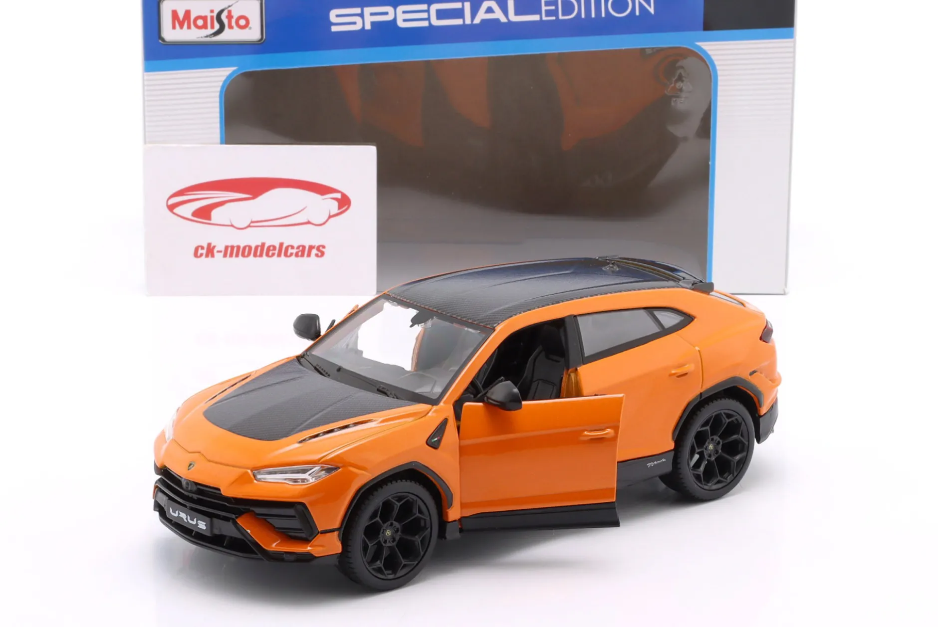Lamborghini Urus Performante Baujahr 2023 orange metallic 1:24 Maisto