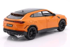 Lamborghini Urus Performante Baujahr 2023 orange metallic 1:24 Maisto