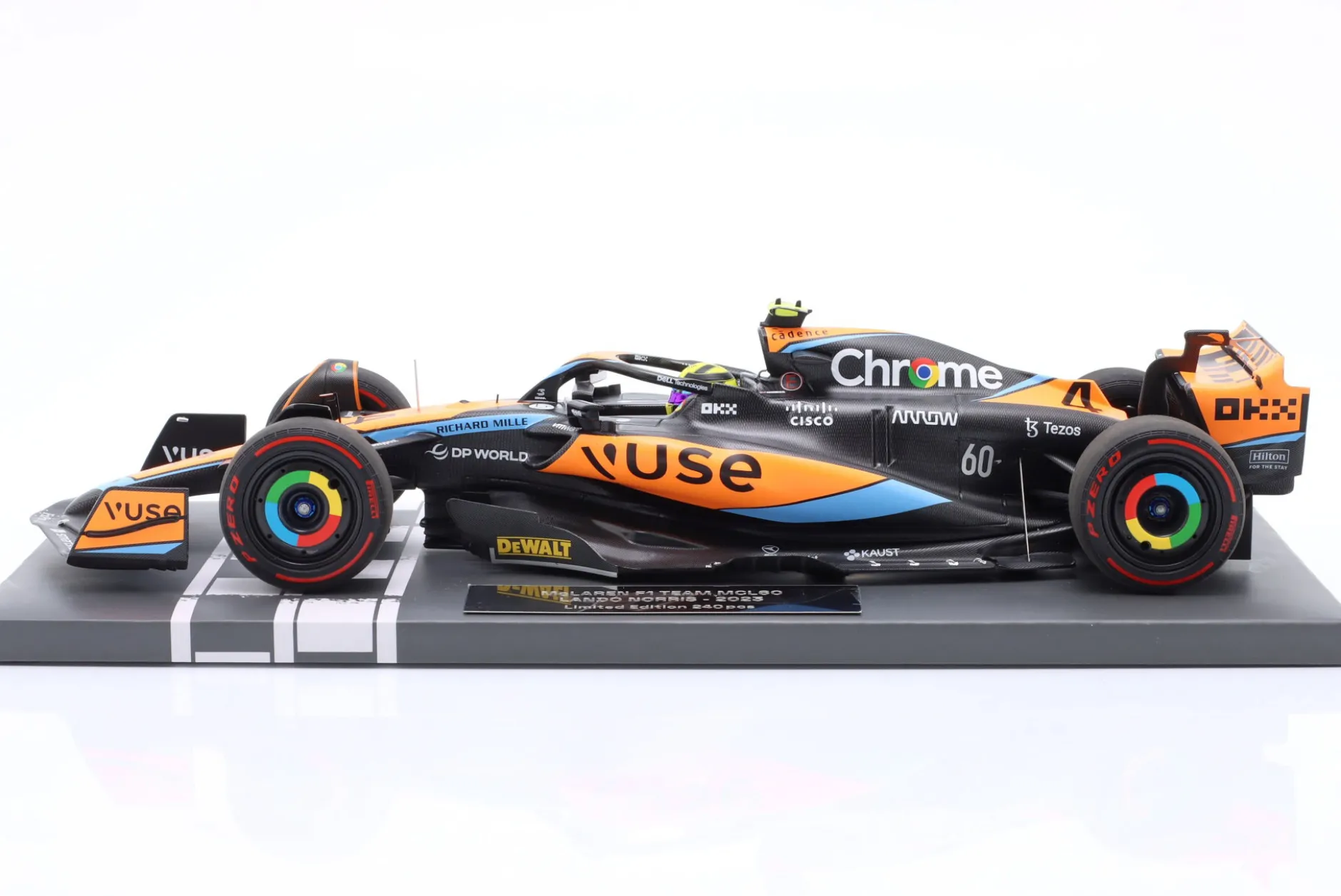 Lando Norris McLaren MCL60 #4 Formel 1 2023 1:18 Minichamps