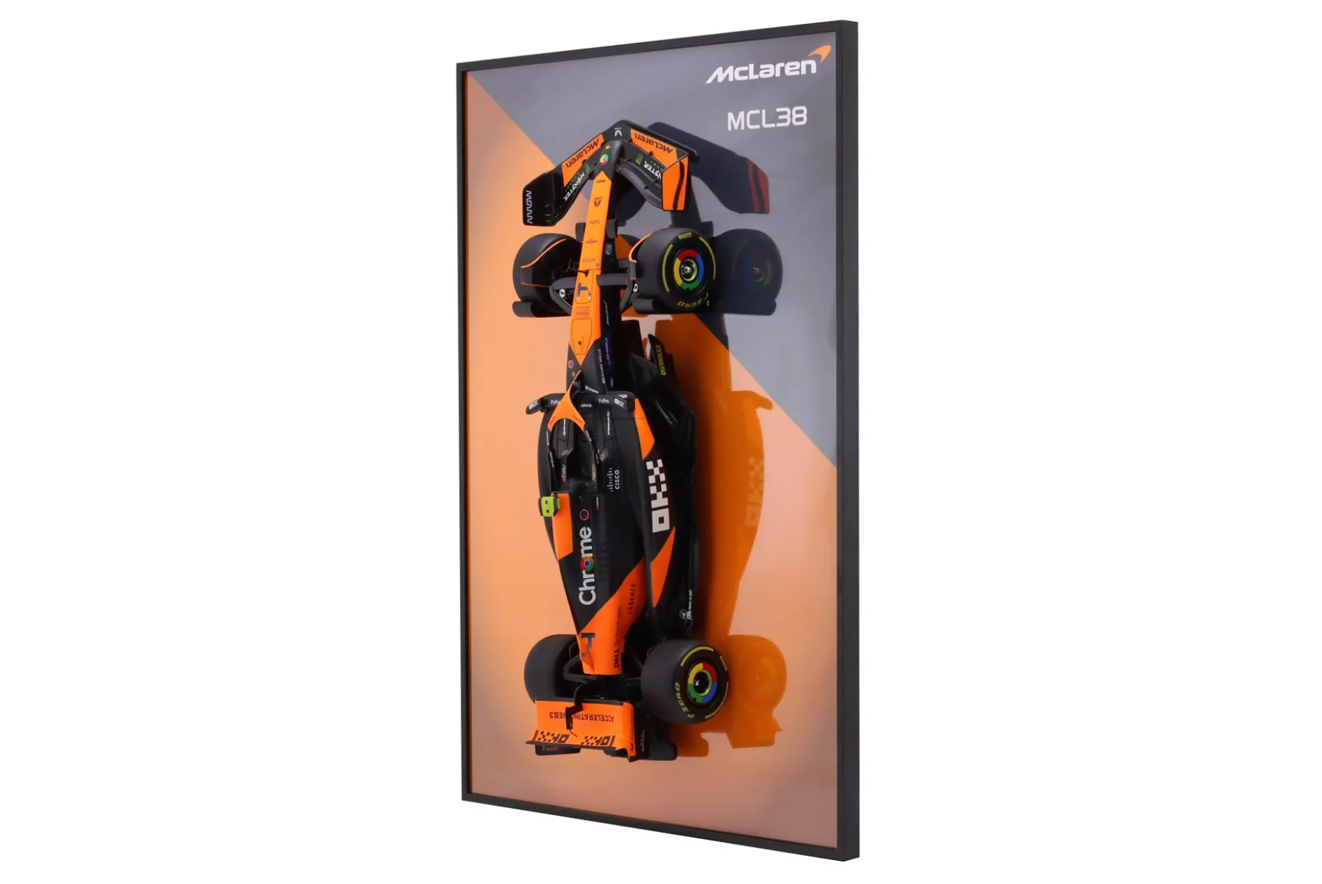 Lando Norris McLaren MCL38 #4 im Bilderrahmen Formel 1 2024 1:10 Bburago