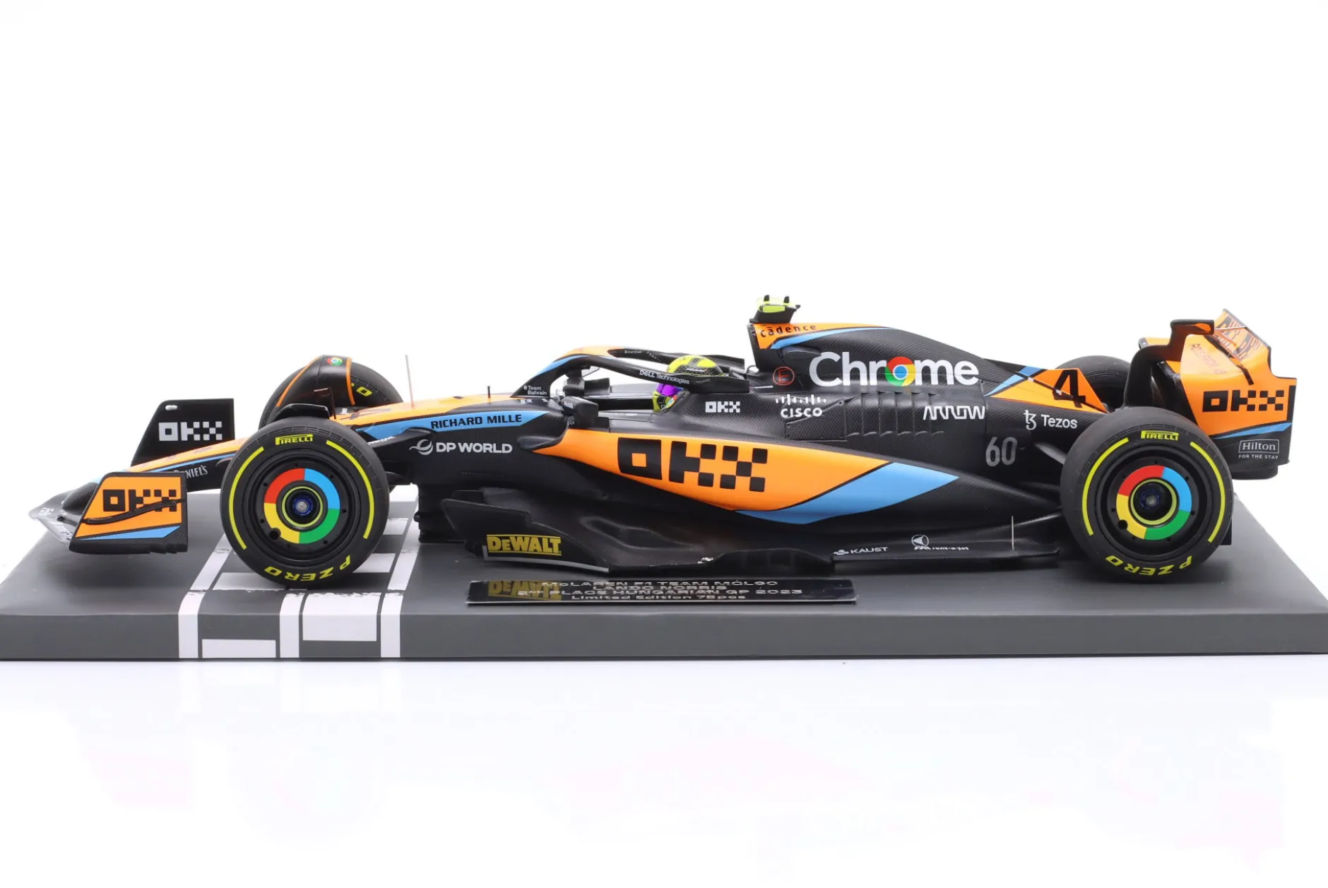 Lando Norris McLaren MCL60 #4 2nd Ungarn GP Formel 1 2023 1:18 Minichamps