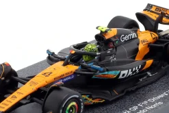 Lando Norris McLaren MCL39 #4 3rd Abu Dhabi GP Formel 1 Weltmeister 2025 1:64 Spark