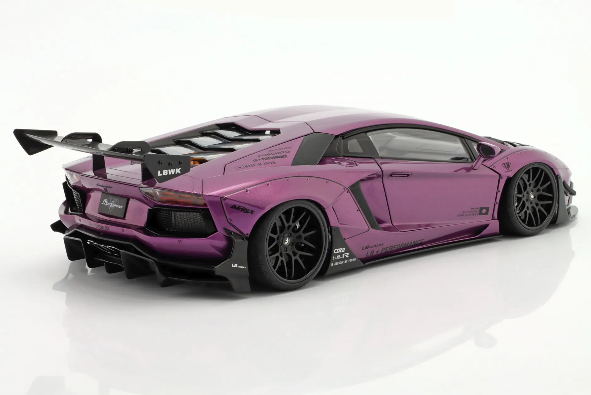 LB-Works Lamborghini Aventador Limited Edition violett metallic 1:18 AUTOart