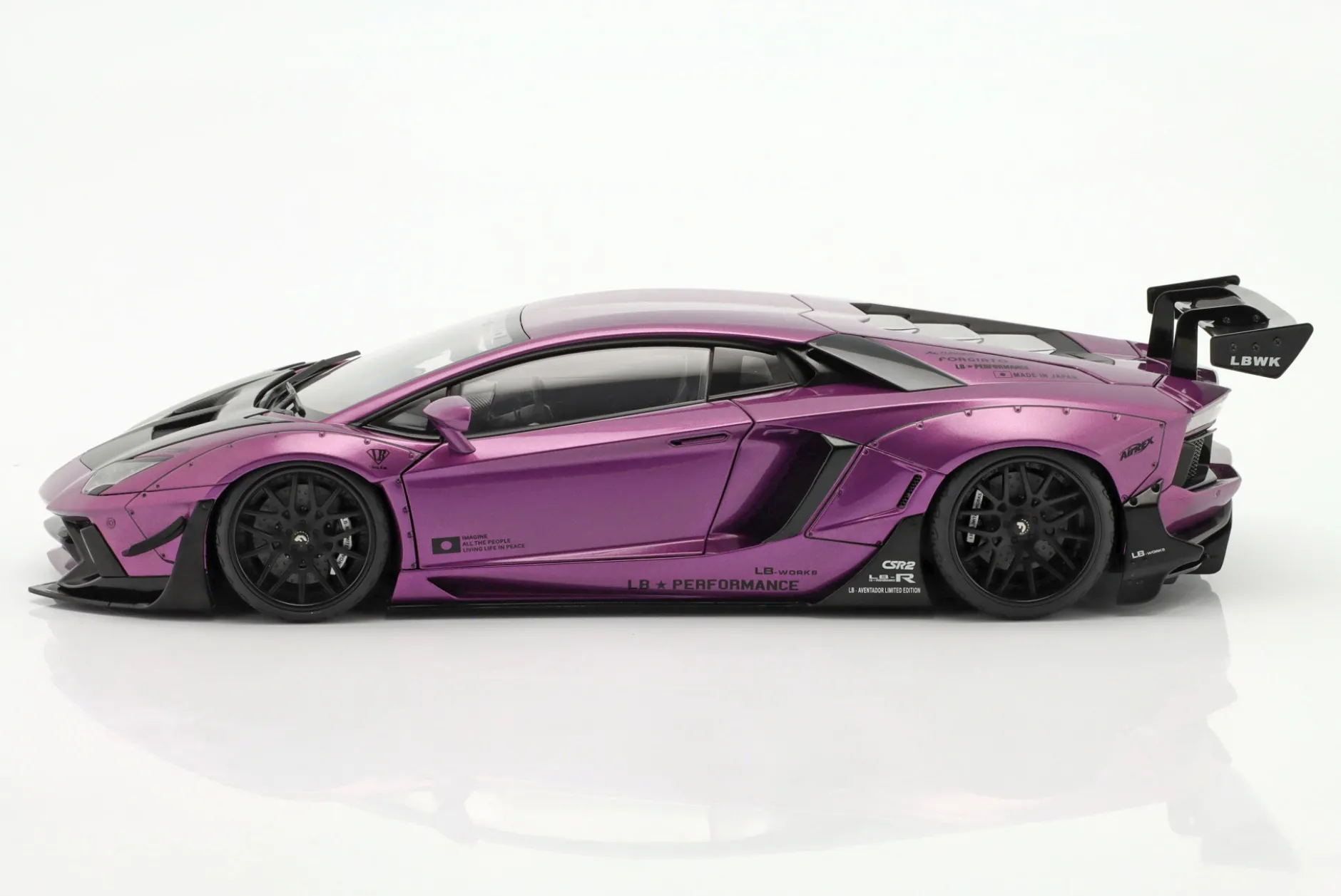 LB-Works Lamborghini Aventador Limited Edition violett metallic 1:18 AUTOart