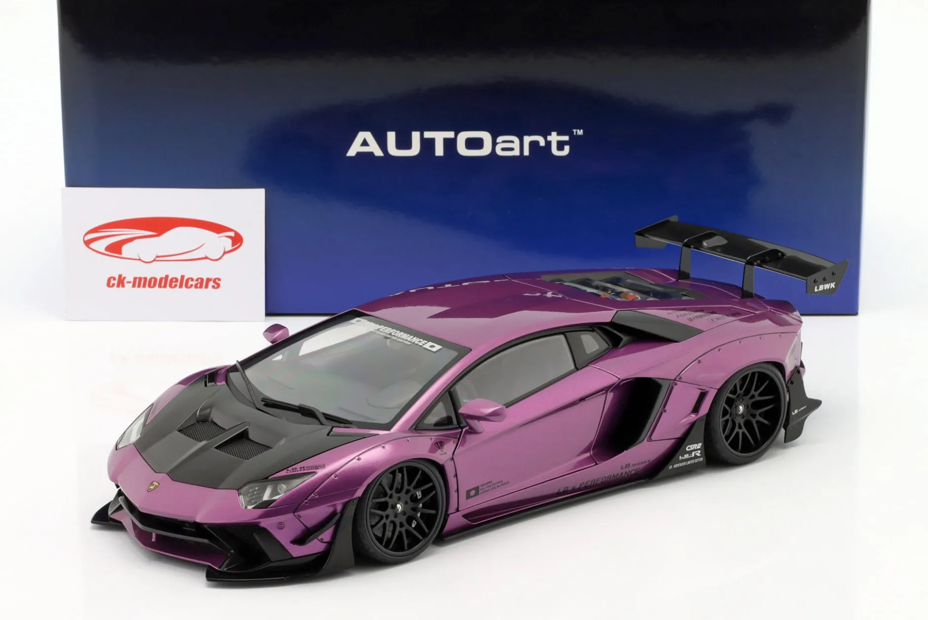LB-Works Lamborghini Aventador Limited Edition violett metallic 1:18 AUTOart