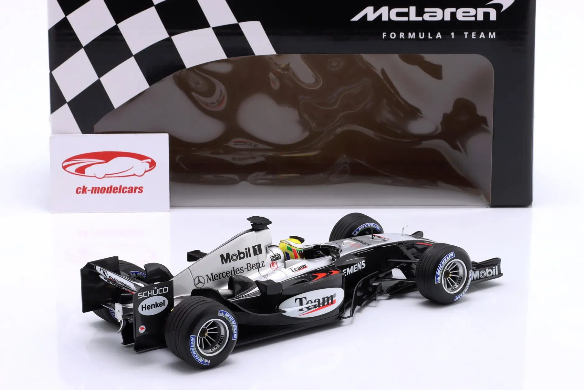 Lewis Hamilton McLaren MP4/19 Autosport Young Driver Test Silverstone 2004 1:18 Minichamps