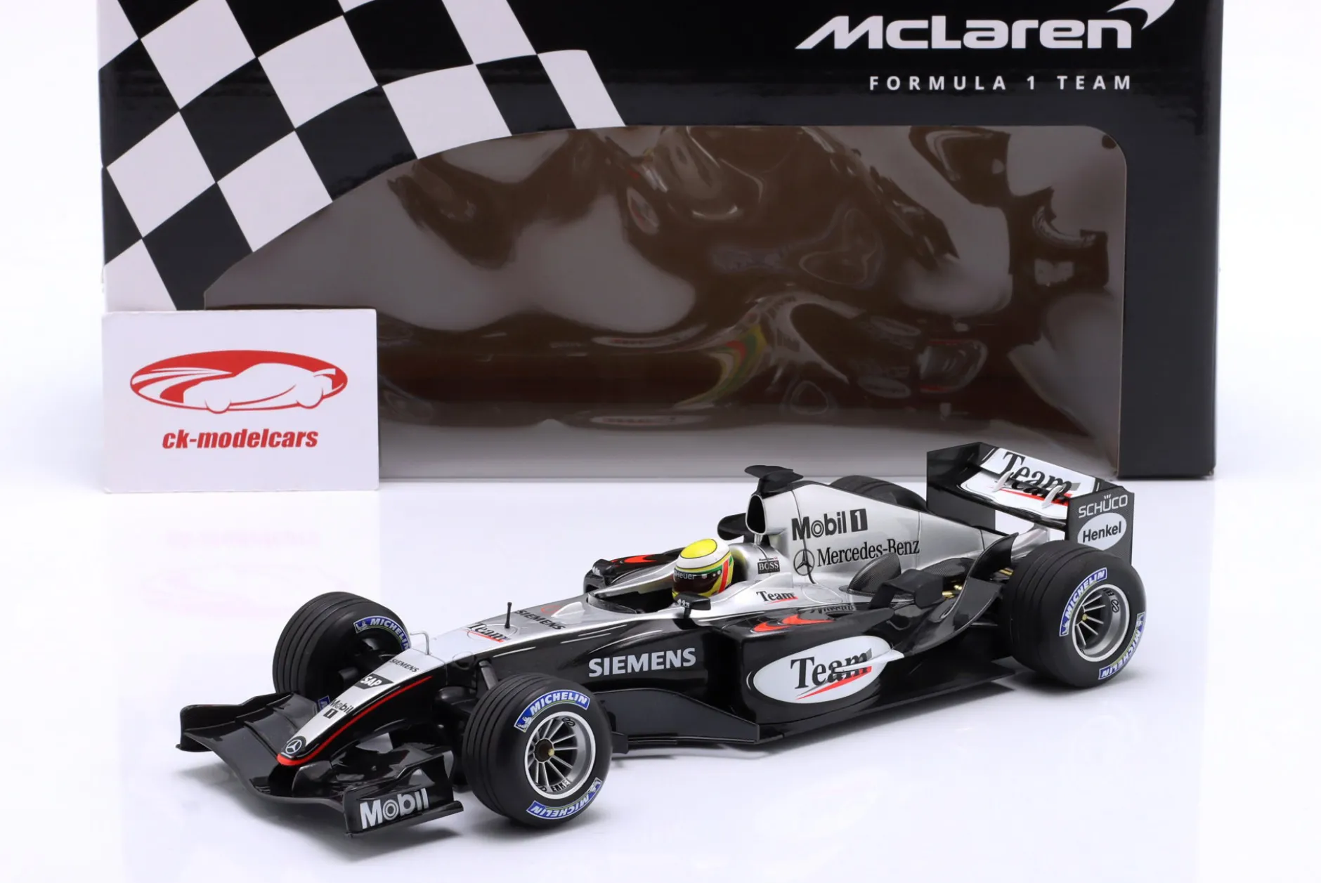 Lewis Hamilton McLaren MP4/19 Autosport Young Driver Test Silverstone 2004 1:18 Minichamps