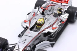 Lewis Hamilton McLaren MP4/21 Formel 1 Test Jerez 2006 1:18 Minichamps