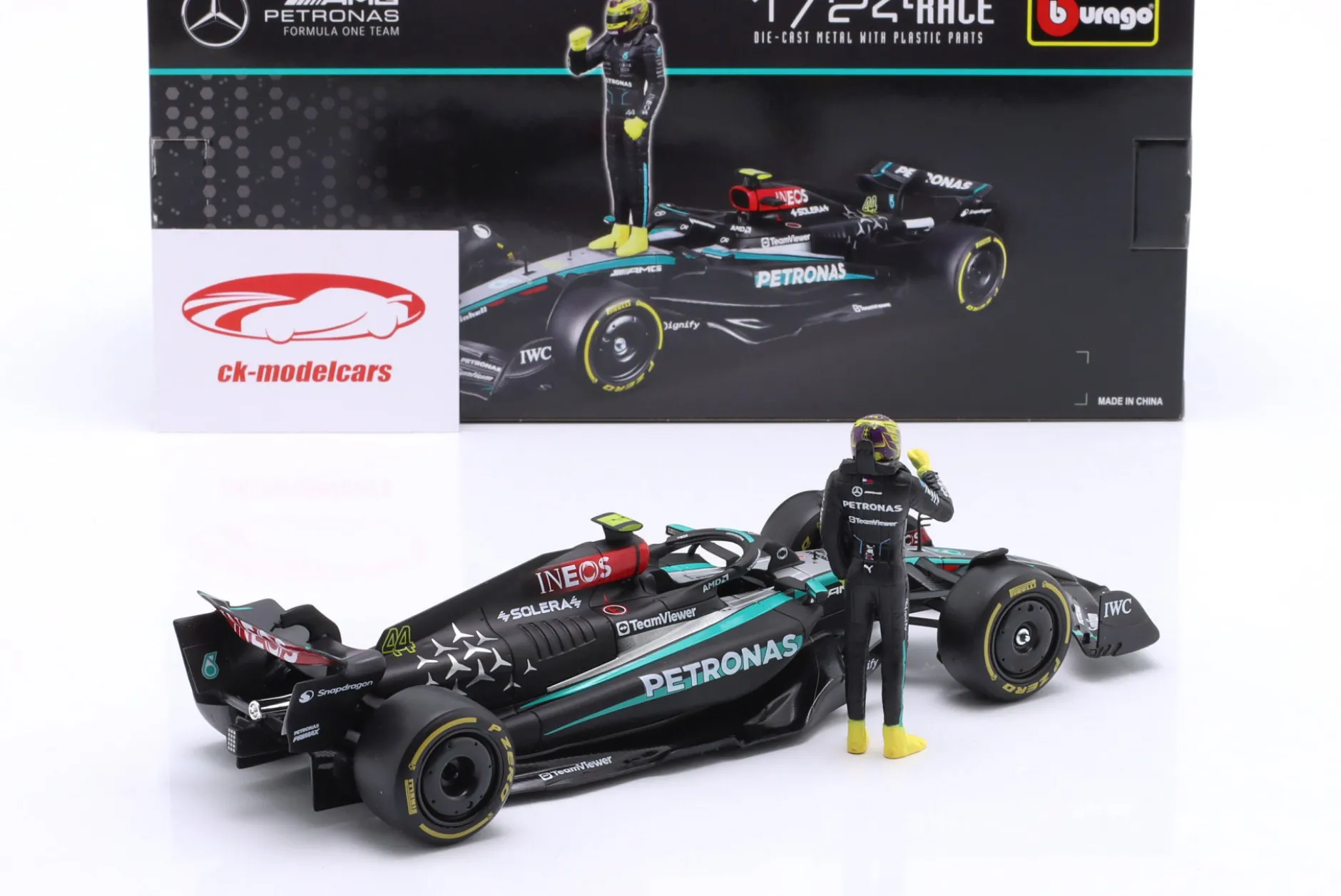 Lewis Hamilton Mercedes-AMG F1 W15 #44 Formel 1 2024 mit Figur 1:24 Bburago