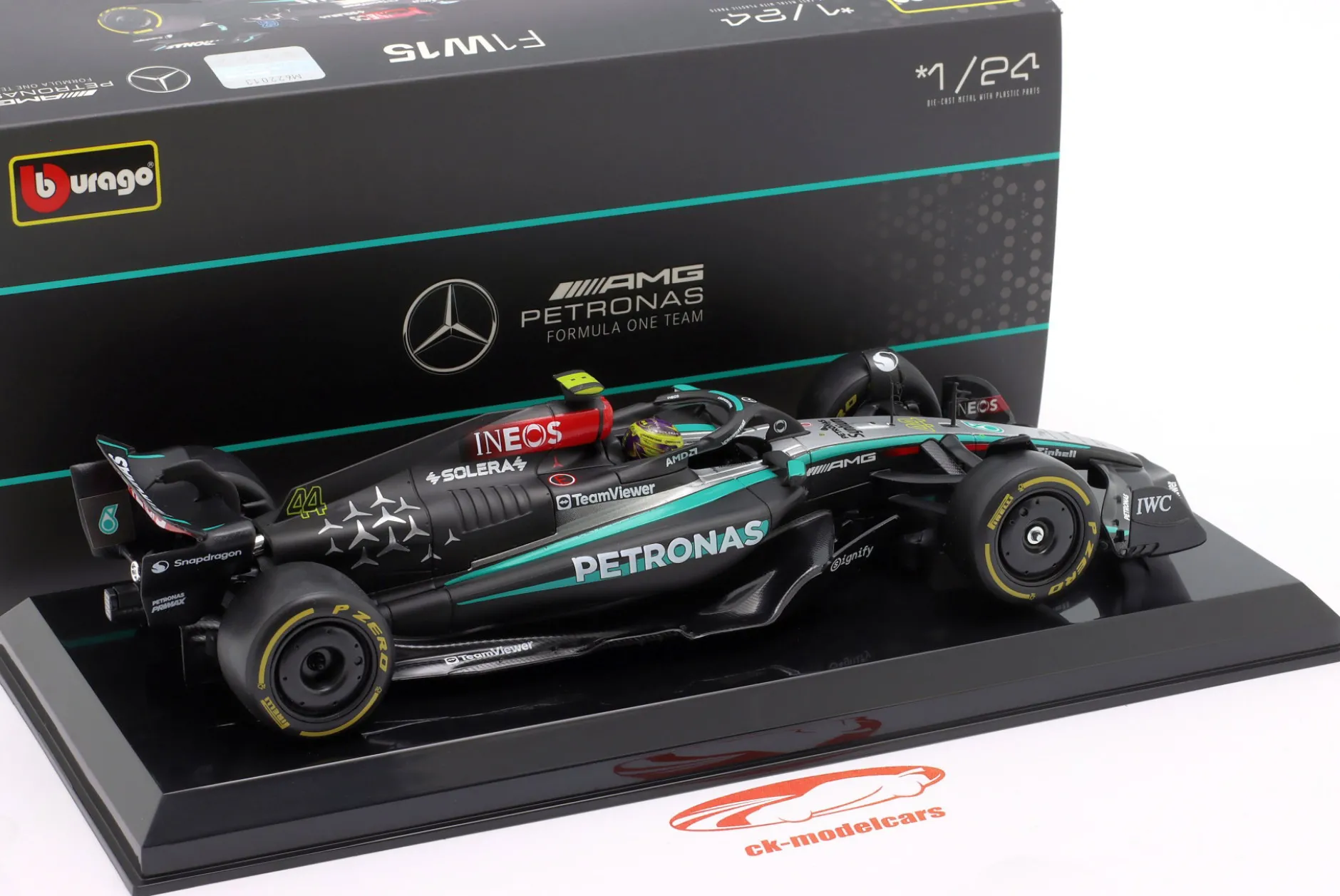 Lewis Hamilton Mercedes-AMG F1 W15 #44 Formel 1 2024 1:24 Bburago