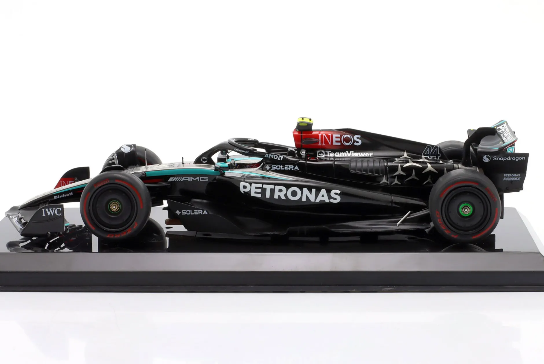 Lewis Hamilton Mercedes-AMG F1 W15 #44 Formel 1 2024 1:24 Premium Collectibles