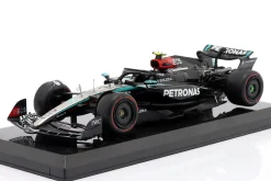 Lewis Hamilton Mercedes-AMG F1 W15 #44 Formel 1 2024 1:24 Premium Collectibles