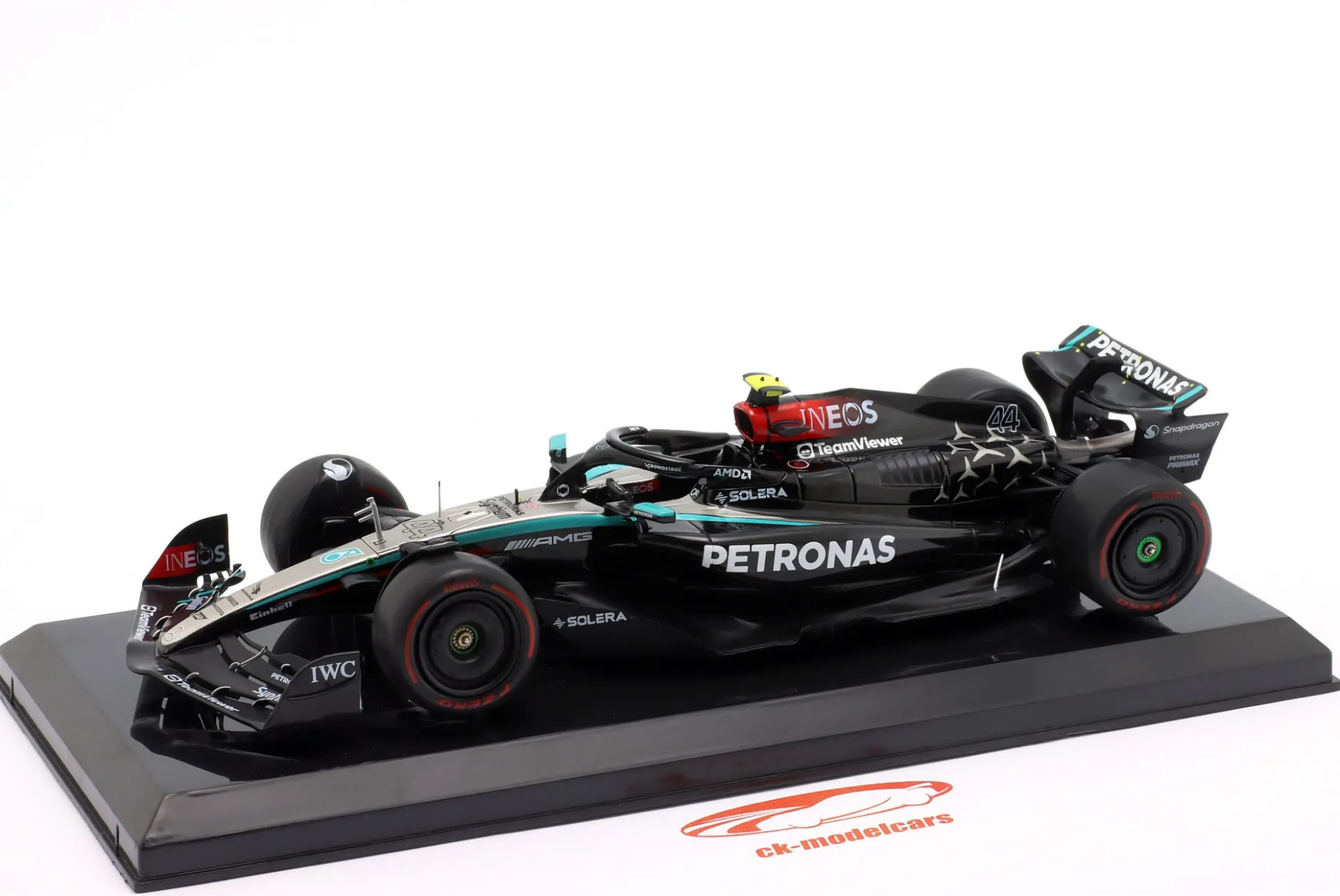 Lewis Hamilton Mercedes-AMG F1 W15 #44 Formel 1 2024 1:24 Premium Collectibles