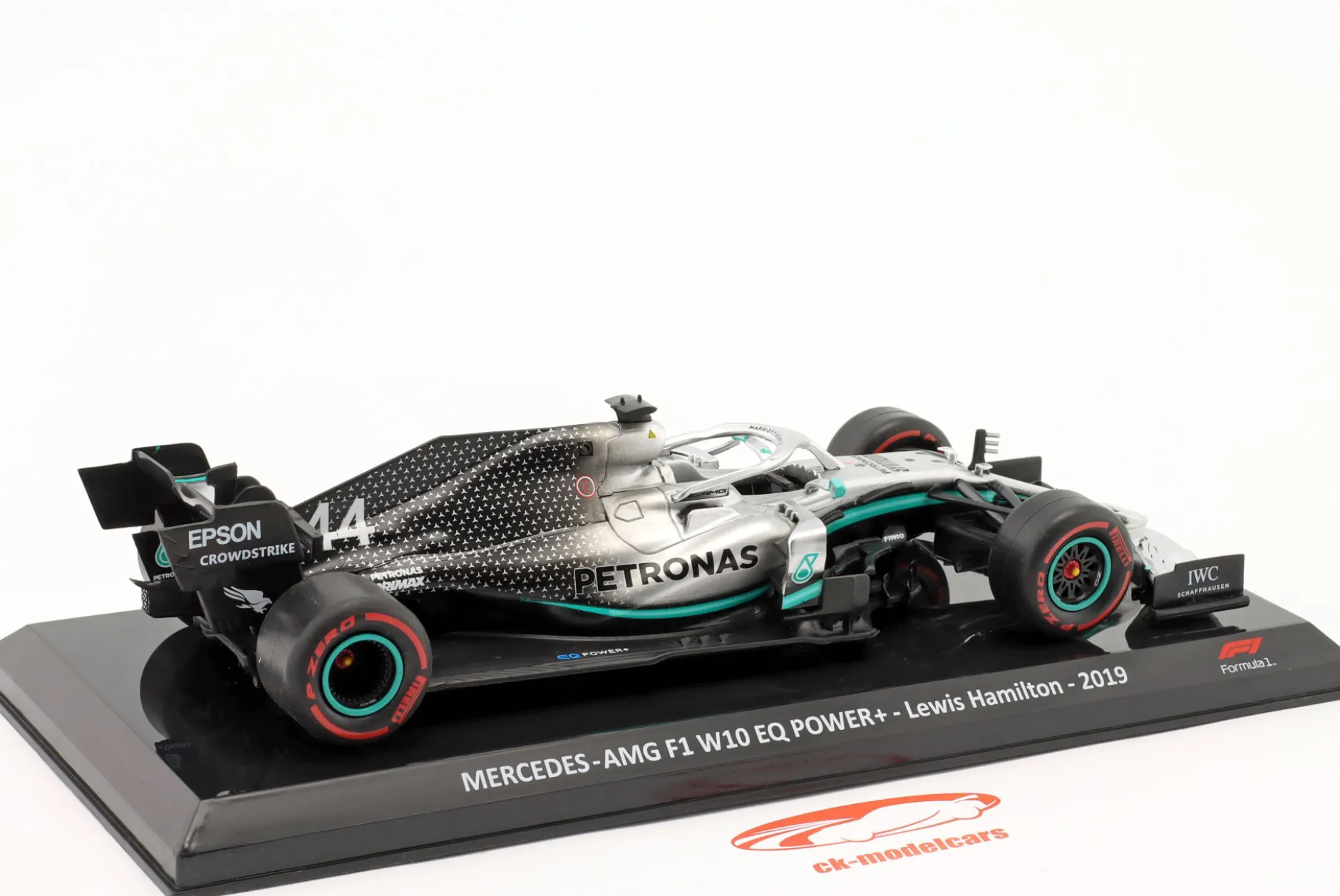 L. Hamilton Mercedes-AMG F1 W10 #44 F1 Weltmeister 2019 1:24 Premium Collectibles