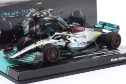 L. Hamilton Mercedes-AMG F1 W13 #44 3rd Bahrain GP Formel 1 2022 1:43 Minichamps
