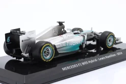 L. Hamilton Mercedes F1 W05 #44 Formel 1 Weltmeister 2014 1:24 Premium Collectibles