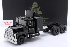 Mack RL 700L Sattelzugmaschine Baujahr 1974 schwarz 1:18 Road Kings