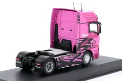 MAN TGX Sattelzugmaschine Woman Trucker 2014 pink 1:43 Hachette