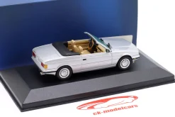 Maserati Biturbo Spyder Baujahr 1985 silber 1:43 Ixo