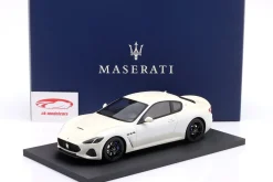 Maserati GranTurismo Baujahr 2017 weiß 1:18 TrueScale