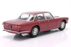 Maserati Quattroporte I Baujahr 1965 rot metallic 1:18 KK-Scale