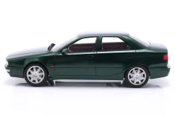 Maserati Quattroporte IV V8 Evoluzione 1994 grün 1:18 Cult Scale