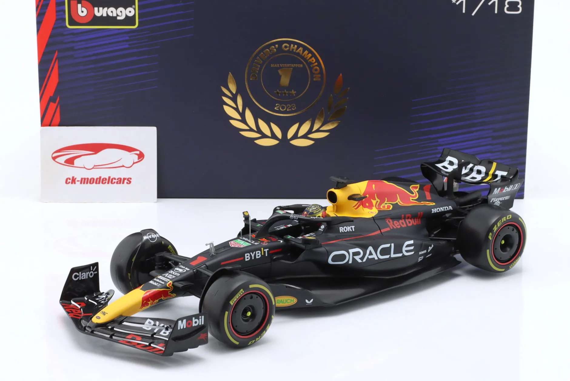 Max Verstappen Red Bull Racing RB19 #1 Formel 1 Weltmeister 2023 1:18 Bburago