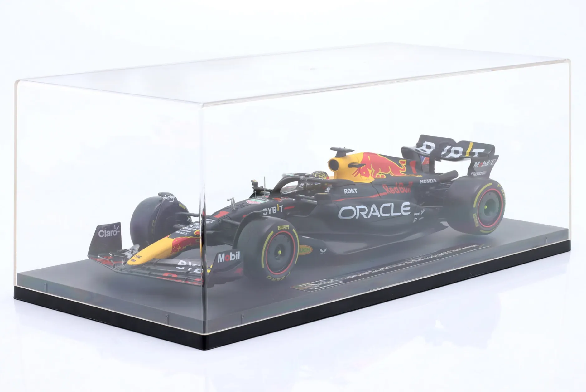 Max Verstappen Red Bull Racing RB19 #1 Formel 1 Weltmeister 2023 1:18 Bburago