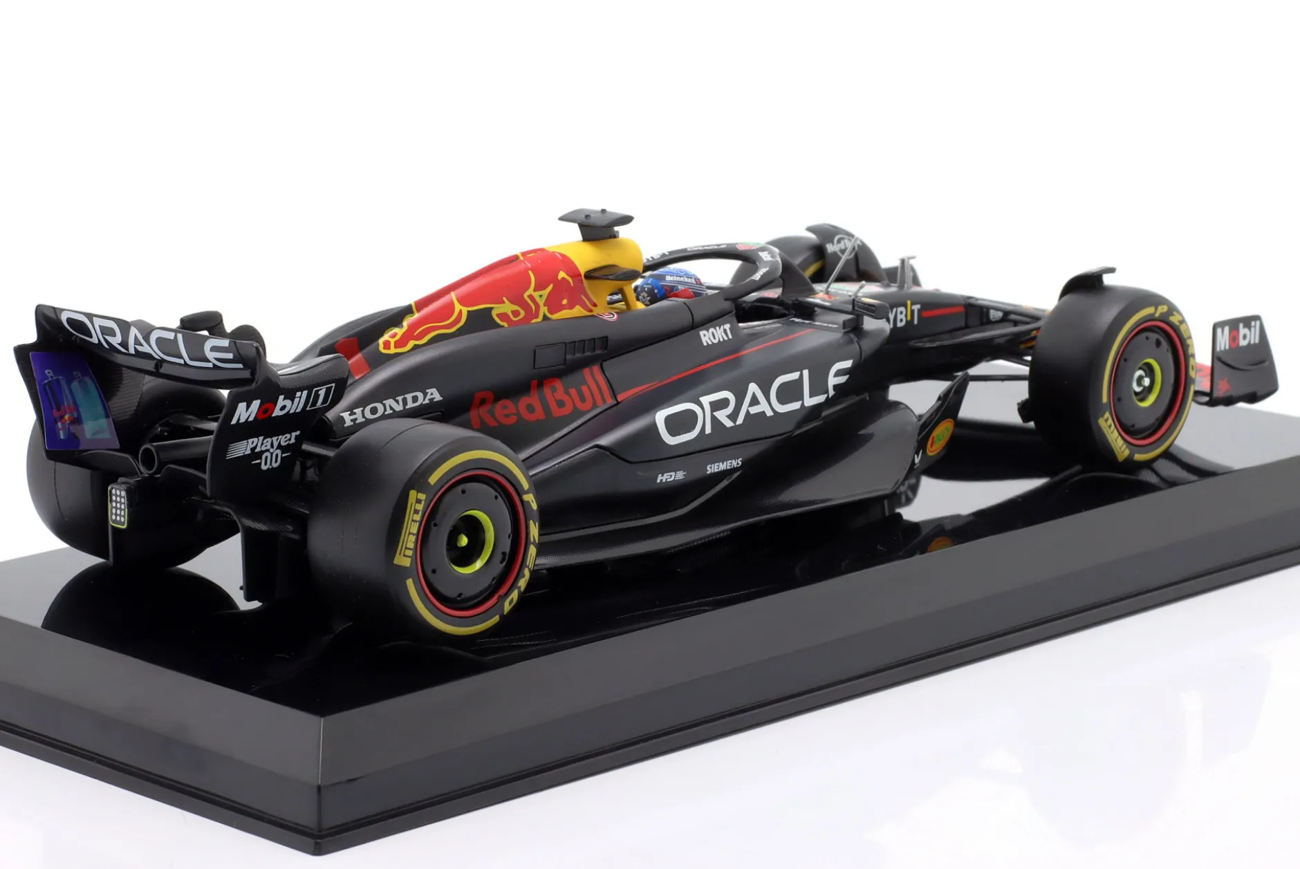 Max Verstappen Red Bull RB20 #1 Formel 1 Weltmeister 2024 1:24 Bburago