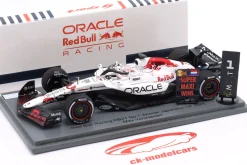 Max Verstappen Red Bull RB21 #1 Sieger Japan GP Formel 1 2025 1:43 Spark