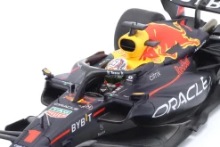 Max Verstappen Red Bull RB18 #1 Sieger USA GP Formel 1 Weltmeister 2022 1:18 Minichamps