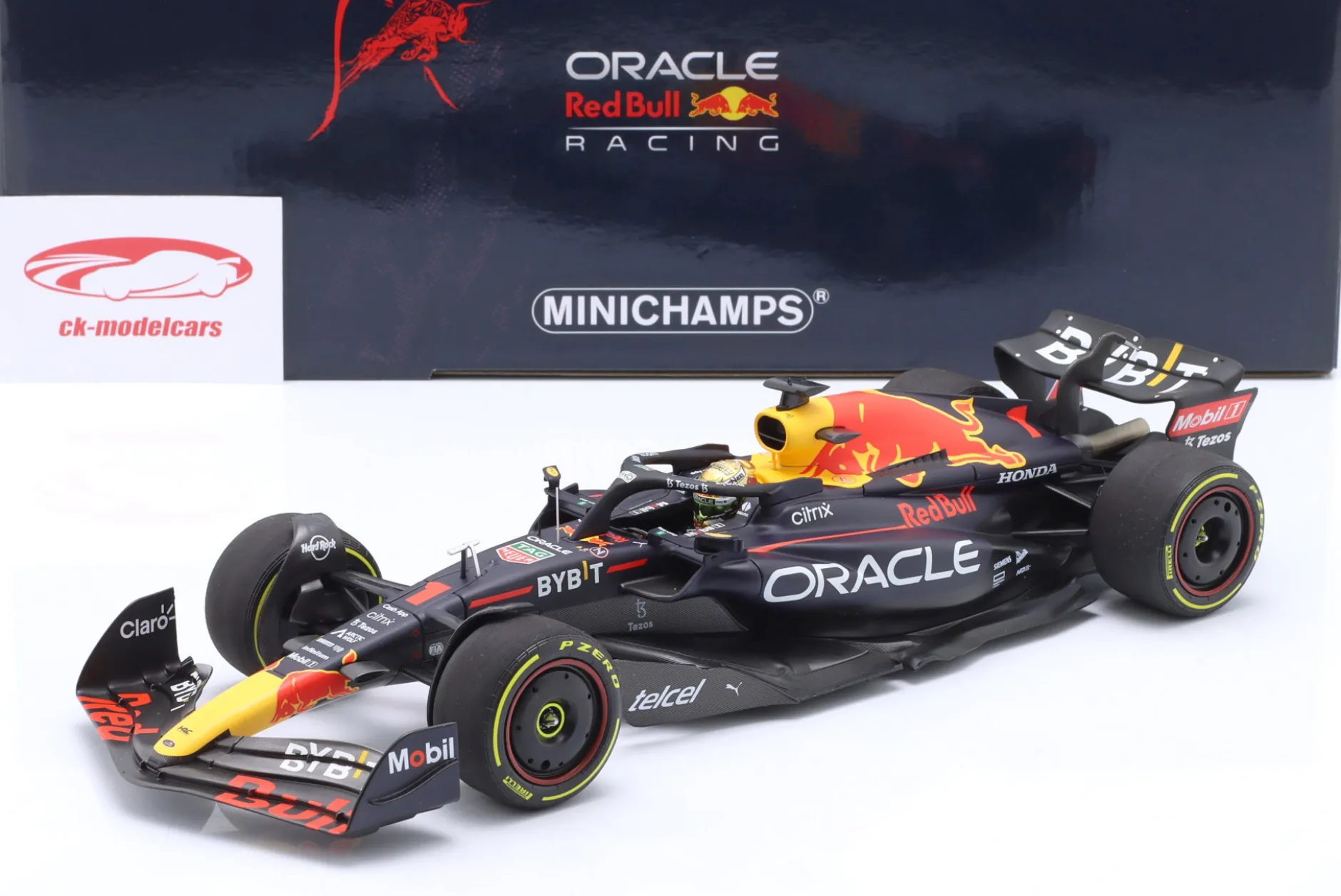 Max Verstappen Red Bull RB18 #1 Sieger Mexiko GP Formel 1 Weltmeister 2022 1:18 Minichamps