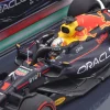 Max Verstappen Red Bull RB18 #1 Sieger Ungarn GP Formel 1 Weltmeister 2022 1:43 Minichamps