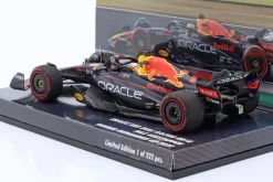Max Verstappen Red Bull RB18 #1 Sieger Ungarn GP Formel 1 Weltmeister 2022 1:43 Minichamps