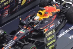 Max Verstappen Red Bull RB18 #1 Sieger Japan GP Formel 1 Weltmeister 2022 1:43 Minichamps