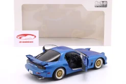 Mazda RX-7 Typ RS (FD3S) Baujahr 1999 blau metallic 1:18 Solido