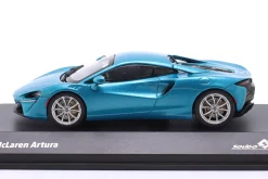 McLaren Artura Baujahr 2022 Belize blau 1:43 Solido