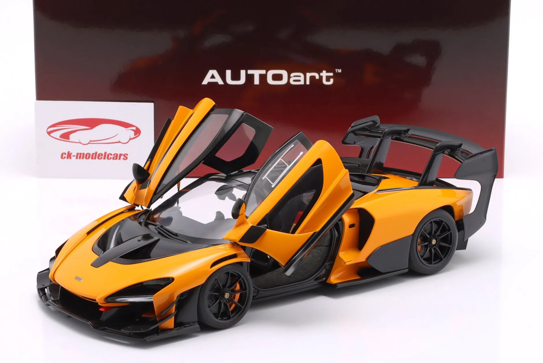 McLaren Senna GTR Baujahr 2019 orange 1:18 AUTOart