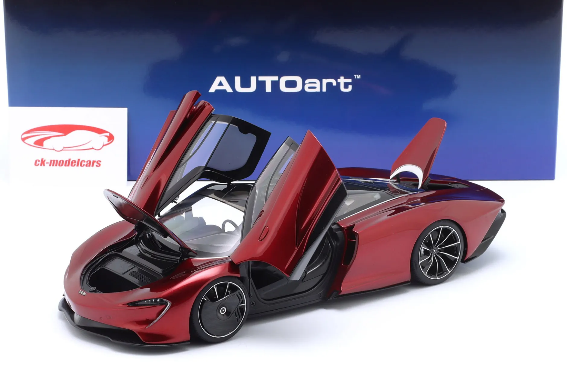 McLaren Speedtail Baujahr 2020 vulkanrot 1:18 AUTOart
