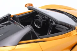 McLaren 750S Spider Baujahr 2024 orange 1:18 GT-Spirit