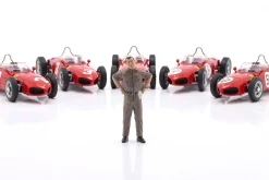Mechaniker mit braunem Overall skeptisch - Figur 1:18 Figurenmanufaktur