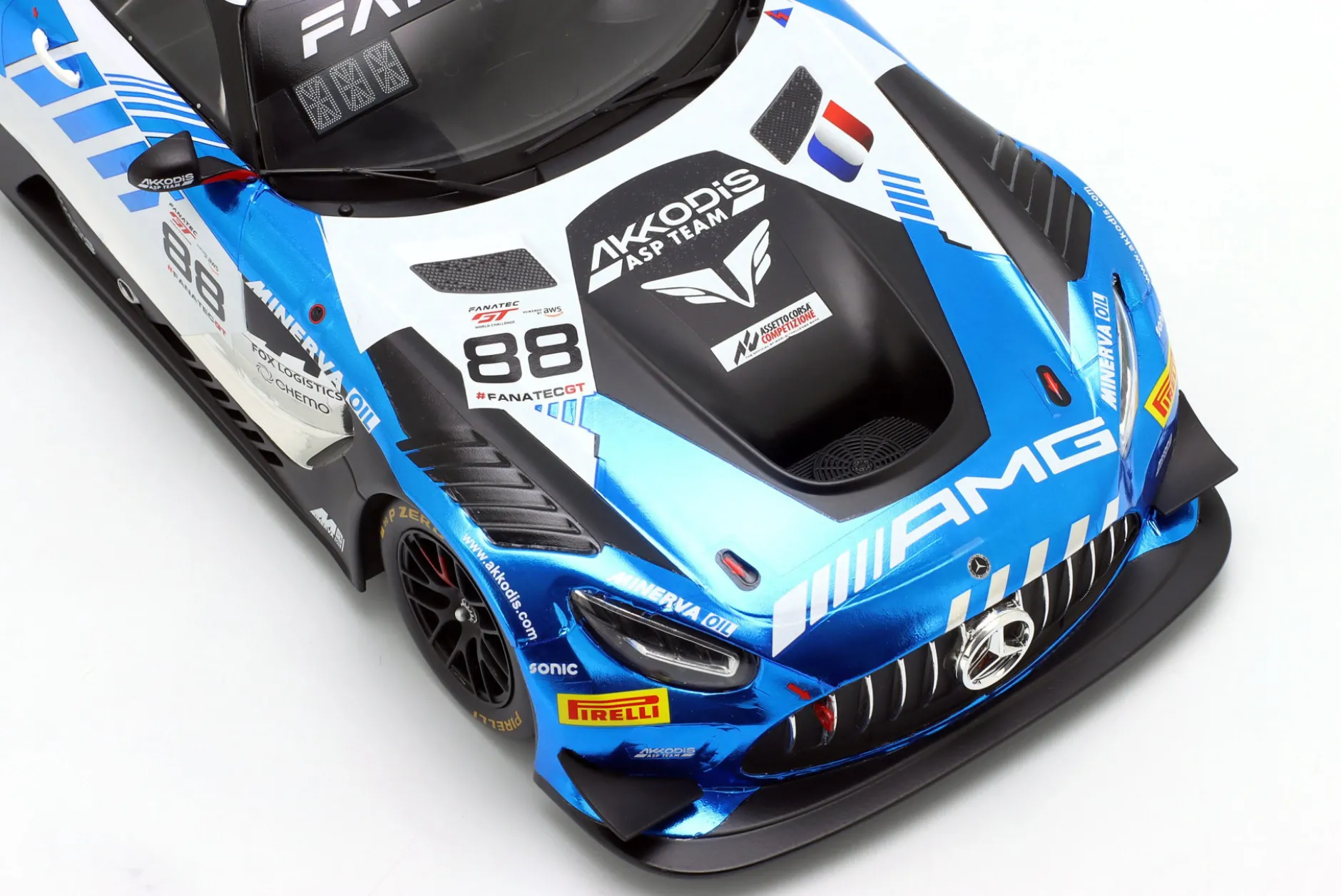 Mercedes-AMG GT3 Evo #88 GTWC Champion 2023 AMG Team AKKodis ASP 1:18 Ixo