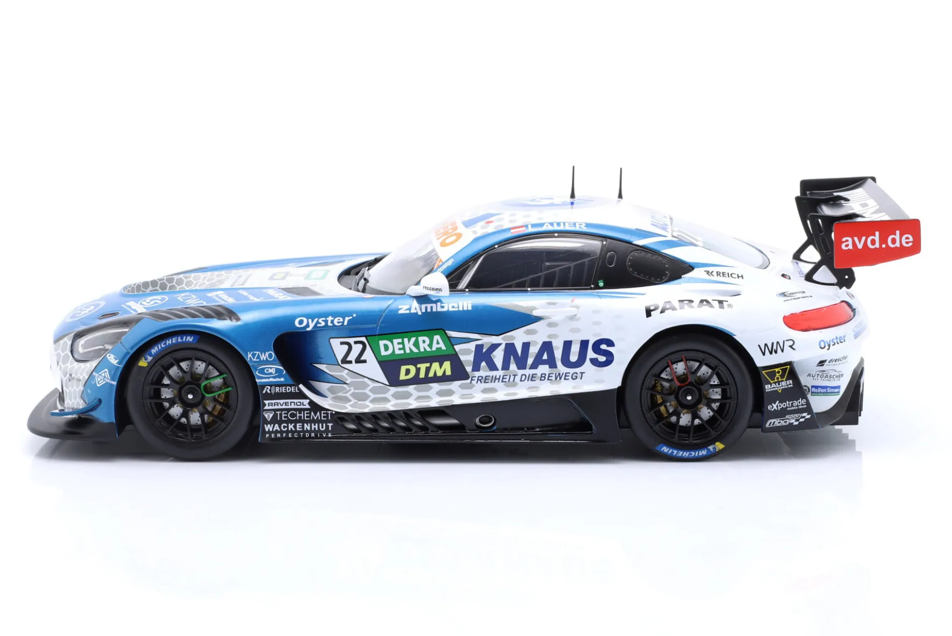 Mercedes-AMG GT3 Evo #22 Sieger Rennen 1 DTM Hockenheim 2022 L. Auer 1:18 Ixo