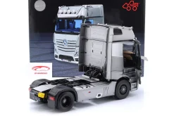 Mercedes-Benz Actros GigaSpace 4x2 SZM Edition 3 grau 1:18 NZG