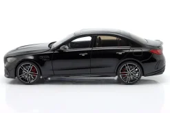 Mercedes-Benz AMG C 63 S E Performance (W206) Baujahr 2024 obsidianschwarz 1:18 NZG