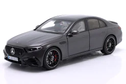 Mercedes-Benz AMG E 53 Hybrid 4Matic+ (W214) 2024 graphitgrau 1:18 NZG