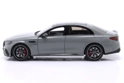 Mercedes-Benz AMG E 53 Hybrid 4Matic+ (W214) 2024 alpingrau 1:18 NZG