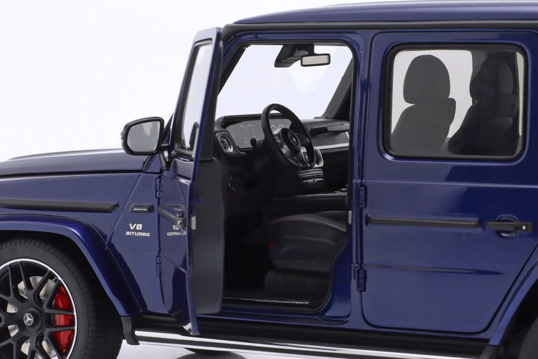 Mercedes-Benz AMG G63 Baujahr 2019 brilliant blau metallic 1:18 AUTOart