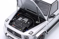 Mercedes-Benz AMG G63 Baujahr 2019 iridium silber metallic 1:18 AUTOart