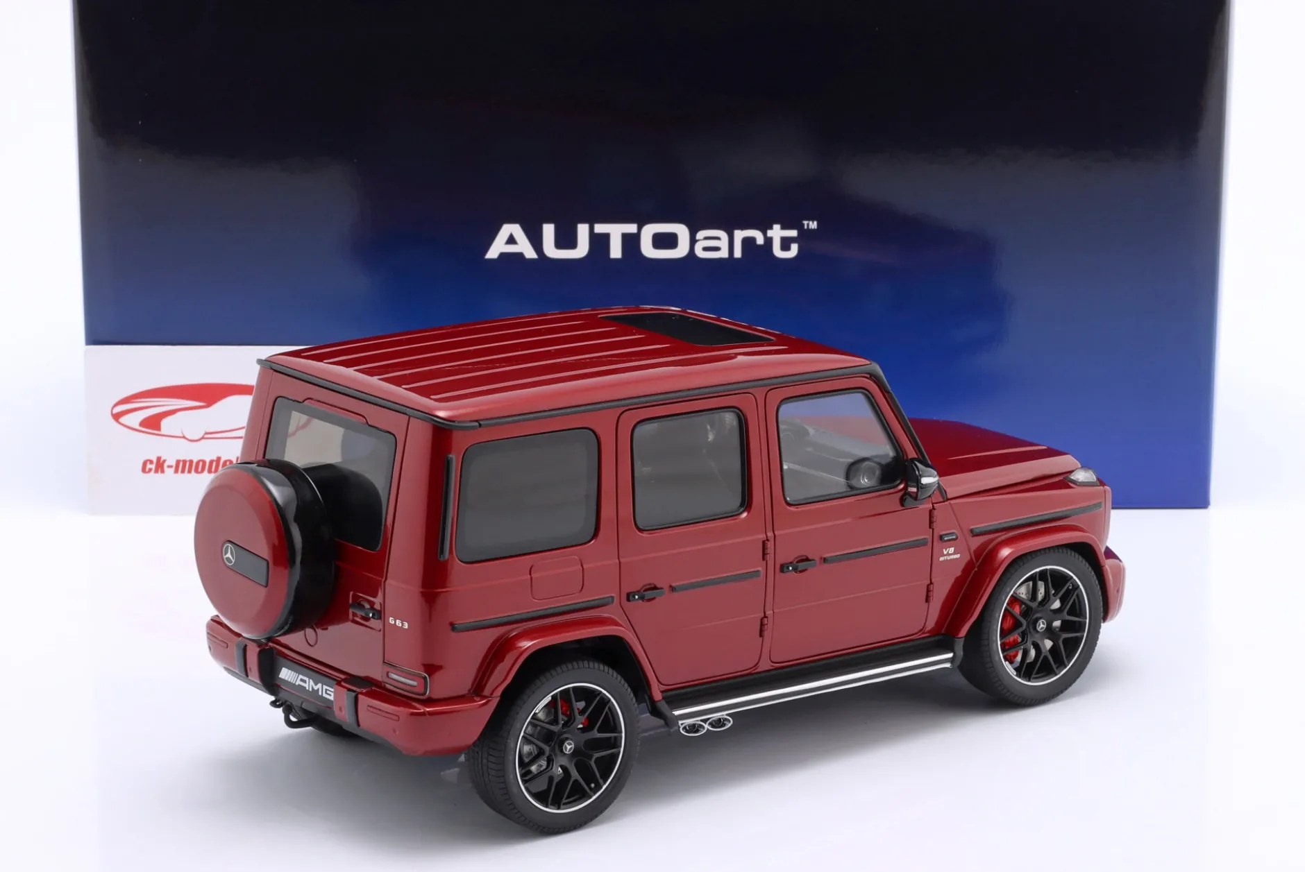 Mercedes-Benz AMG G63 Baujahr 2019 rot metallic 1:18 AUTOart